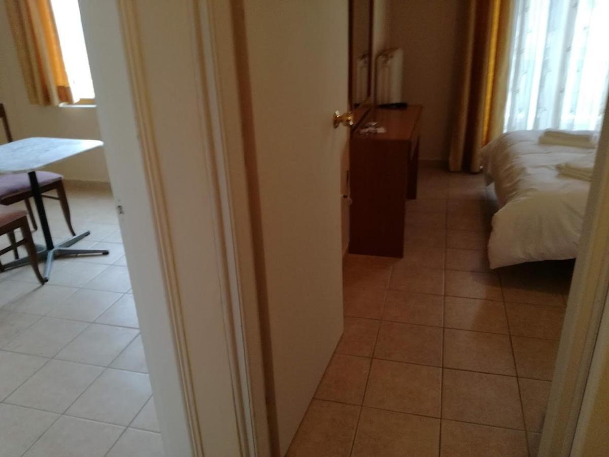 Parnon Hotel Agios Petros  ภายนอก รูปภาพ