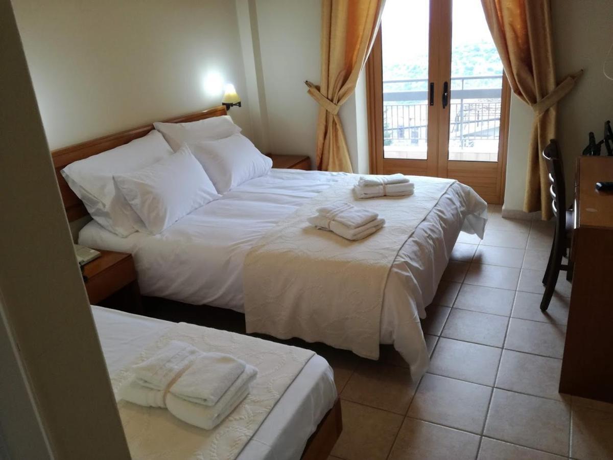 Parnon Hotel Agios Petros  ภายนอก รูปภาพ
